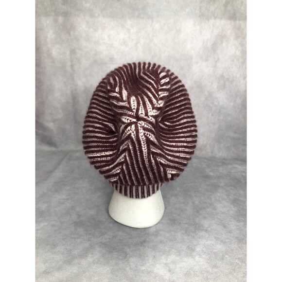 Under armor beanie - Picture 3 of 4